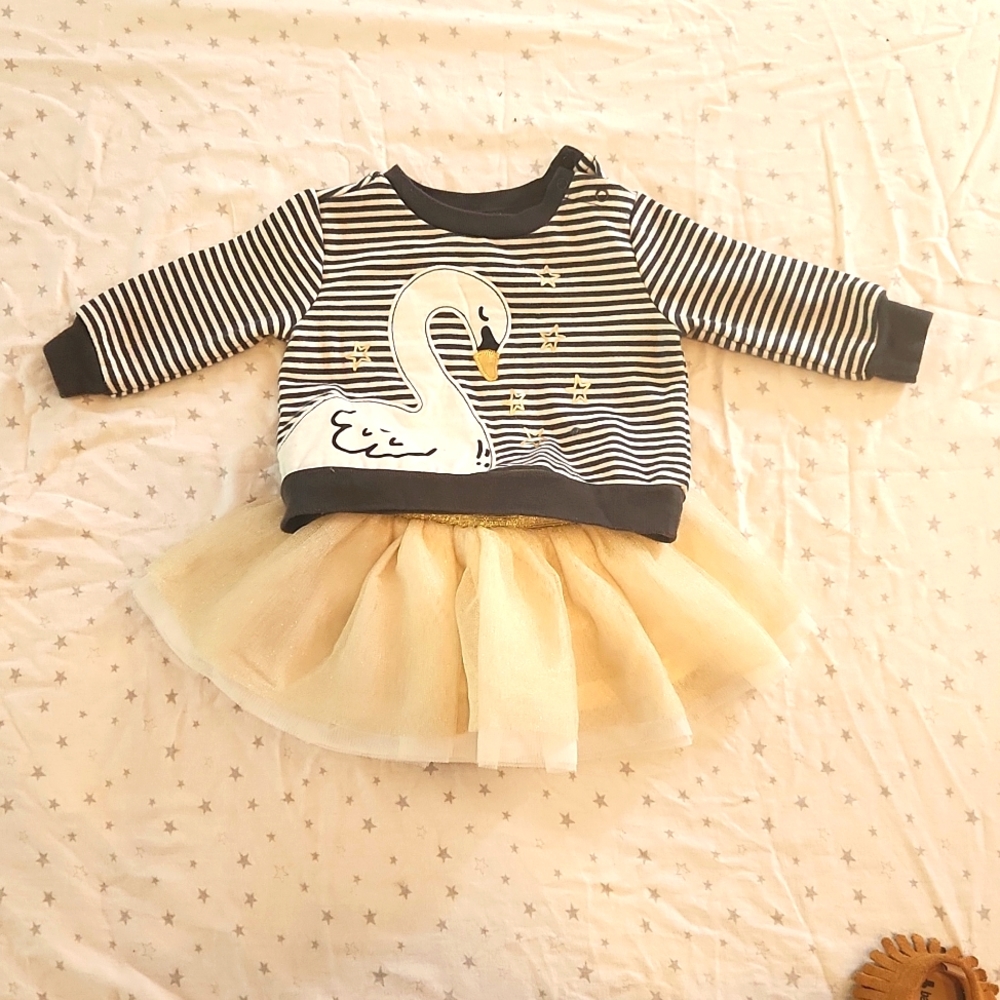 Baby sweater tutu set